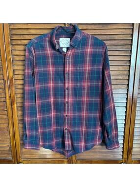 St. John's Bay Men's Super Soft Flannel Shirt - Red Plaid - Size Medium